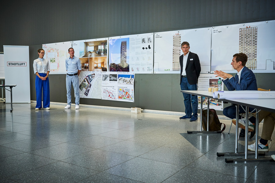 Team Vienna intervenes: Benjamin Kromoser, Head of the Institute for Building Construction, Timber Construction and Construction at the Vienna University of Bodenkultur.