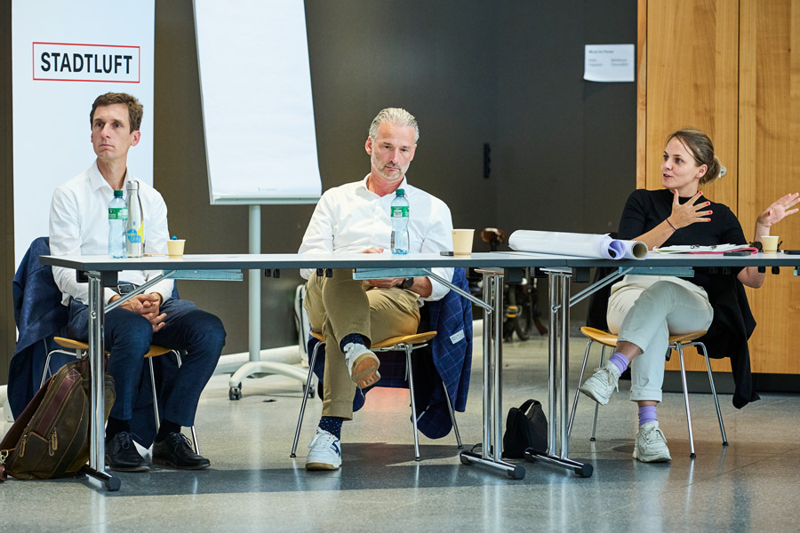 Team Vienna: In addition to Benjamin Kromoser, Bernhard Jarolim, Director of Urban Development, and Bernadette Luger, Head of the Resource Conservation and Sustainability in Construction Unit at the Department of Urban Development, represented the Austrian metropolis.